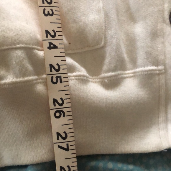 Cream colored fleece cardigan with pockets new with pockets - Picture 8 of 11